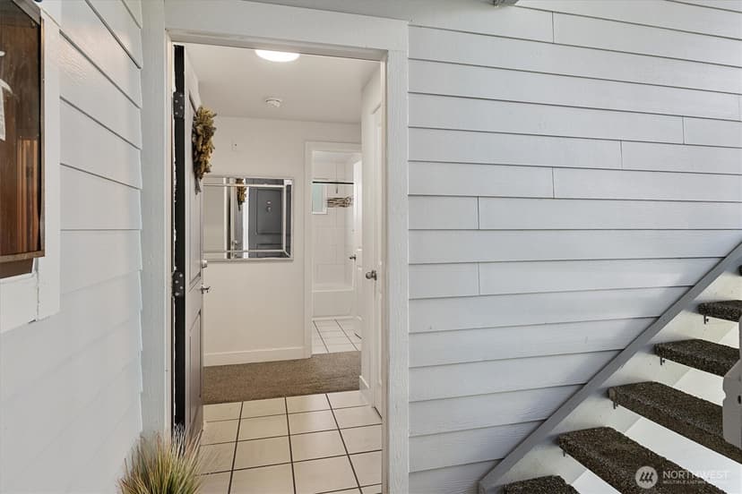 Property photo for 14206 NE 181st Place #L202, Woodinville photo 6