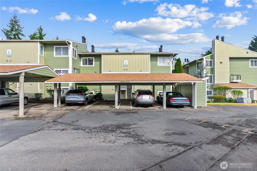 Property photo for 2409 S 222nd Street #B16, Des Moines photo 37