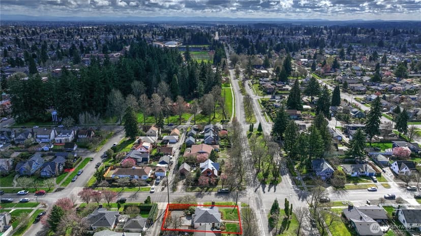 Property photo for 1901 N Union Avenue, Tacoma photo 38