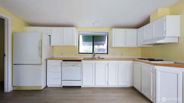 Property photo for 1706 73rd Street E #15, Tacoma photo 4