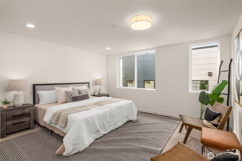 Property photo for 914 B 15th Avenue, Seattle photo 11