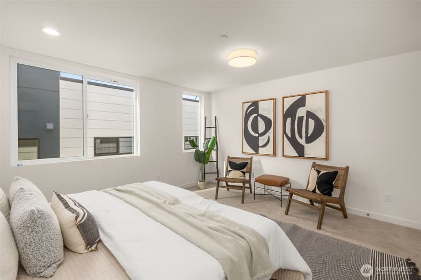 Property photo for 914 B 15th Avenue, Seattle photo 12