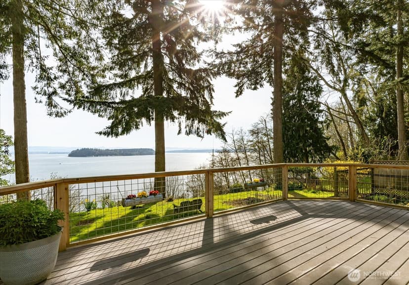 Property photo for 5051 Waterside Ln, Langley photo 25