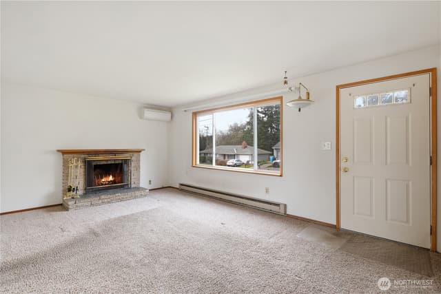 Property photo for 20322 22nd Avenue NE, Shoreline photo 5