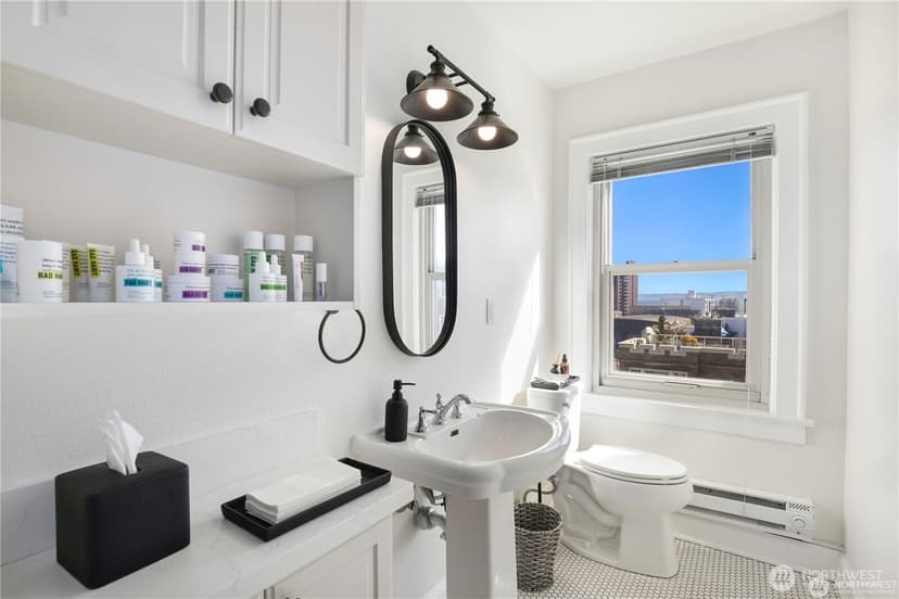 Property photo for 301 N Tacoma Avenue #403, Tacoma photo 19