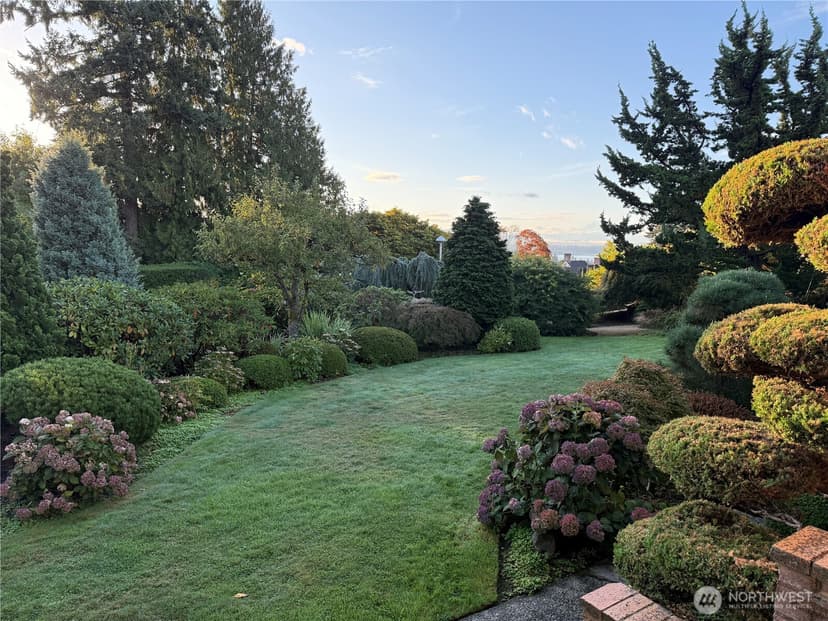 Property photo for 7315 51st Avenue NE, Seattle photo 22