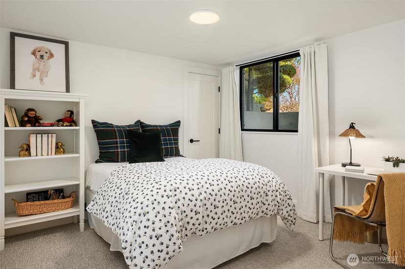Property photo for 7315 51st Avenue NE, Seattle photo 18