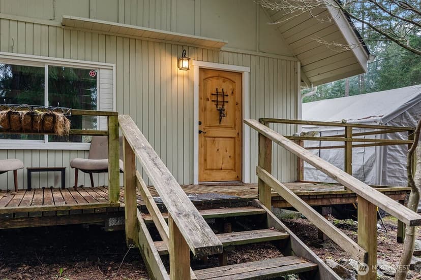 Property photo for 13816 Easy Street NW, Gig Harbor photo 4
