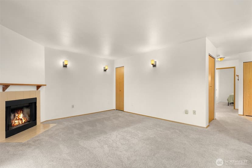 Property photo for 18200 73rd Avenue NE #B103, Kenmore photo 6