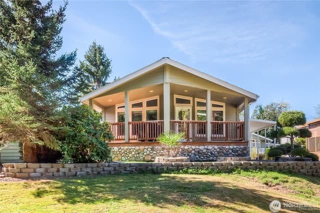 Property photo for 815 124th Street SW, Everett