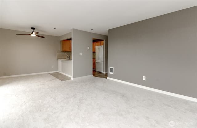Property photo for 28606 16th Avenue S #303, Federal Way photo 4