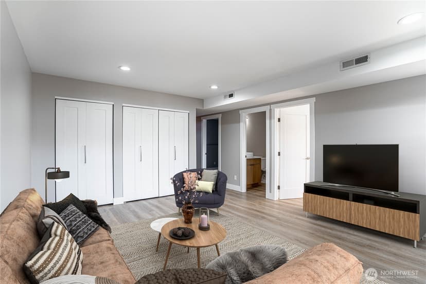 Property photo for 744 Wapato Way ##B, Manson photo 18