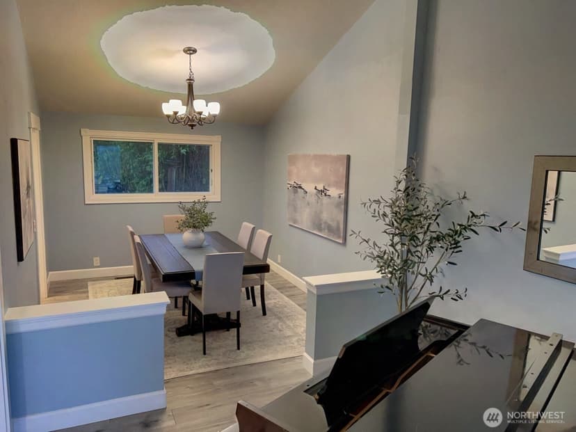 Property photo for 21010 9th Avenue S, Des Moines photo 14