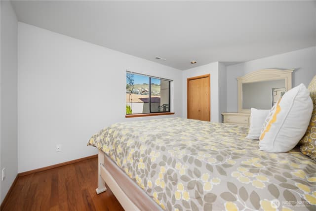 Property photo for 100 Lake Chelan Shores Drive #18-8, Chelan photo 5