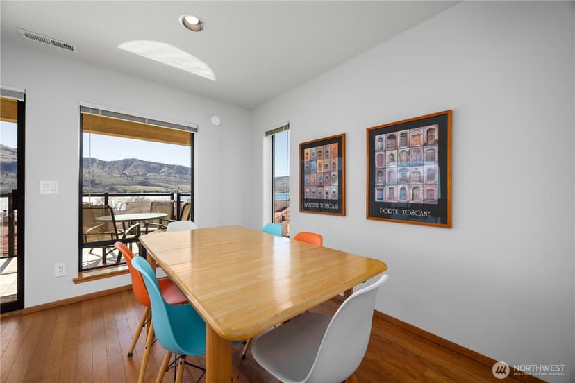 Property photo for 100 Lake Chelan Shores Drive #18-8, Chelan photo 18