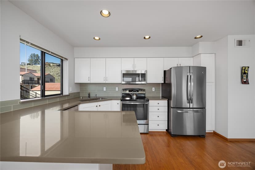Property photo for 100 Lake Chelan Shores Drive #18-8, Chelan photo 21