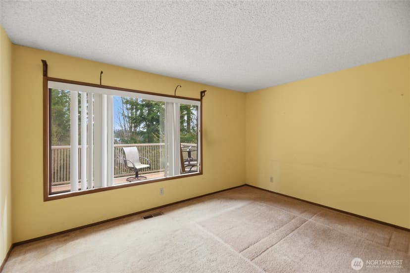 Property photo for 18510 66th Avenue NE, Kenmore photo 18