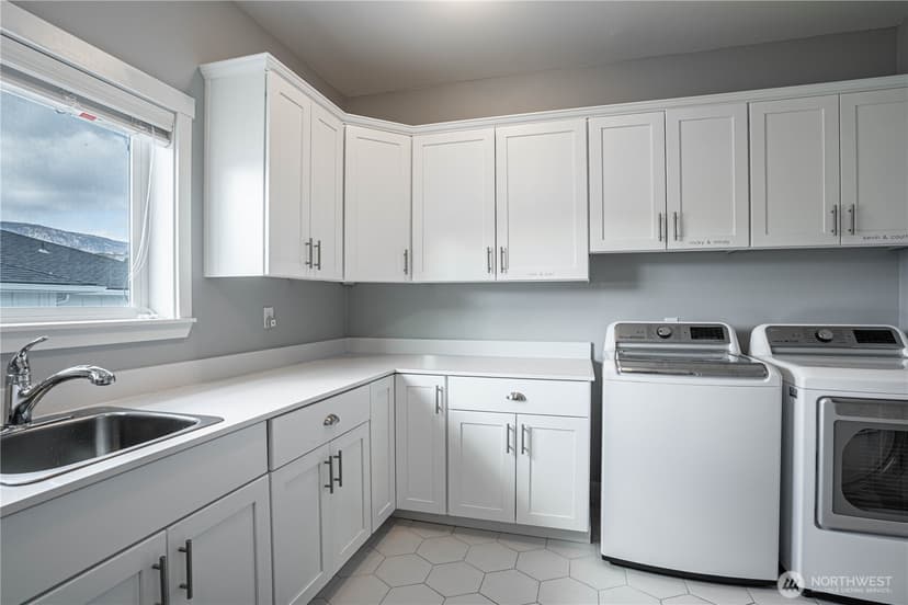 Property photo for 80 Terrace Drive, Manson photo 23