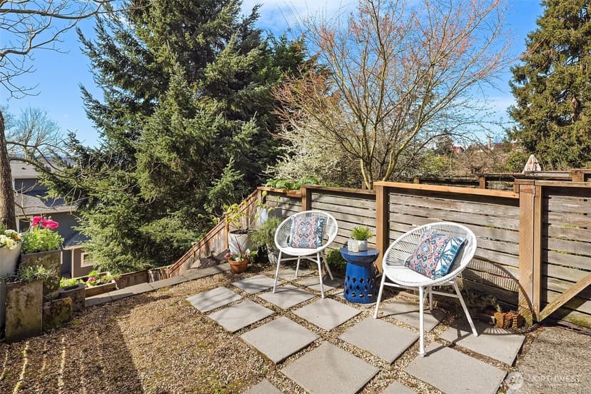 Property photo for 4243 Palatine Avenue N, Seattle photo 21