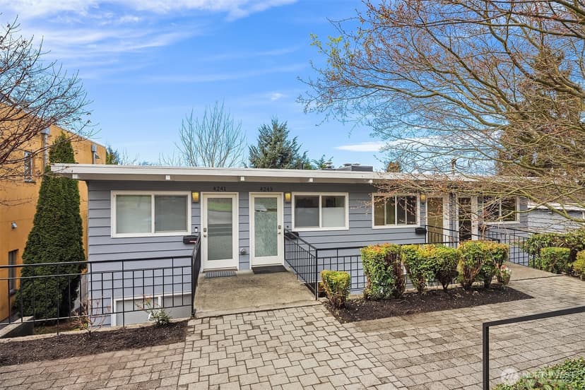 Property photo for 4243 Palatine Avenue N, Seattle photo 29