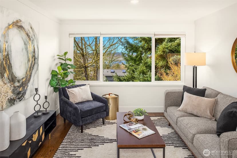 Property photo for 4243 Palatine Avenue N, Seattle photo 11