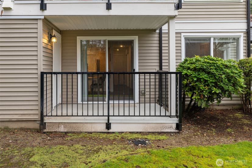 Property photo for 11307 NE 128th Street #G101, Kirkland photo 26