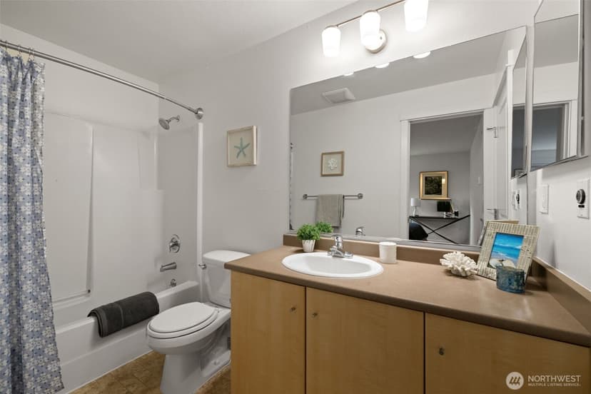 Property photo for 11307 NE 128th Street #G101, Kirkland photo 23