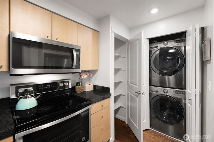 Property photo for 11307 NE 128th Street #G101, Kirkland photo 19