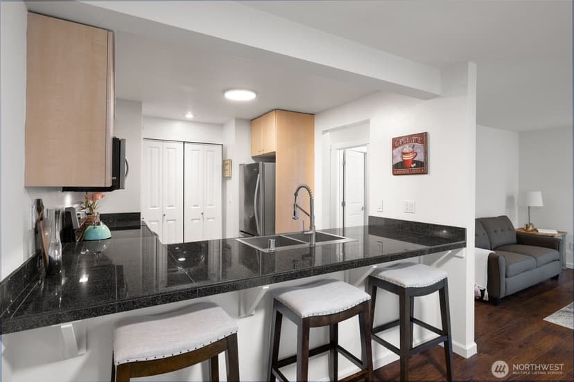 Property photo for 11307 NE 128th Street #G101, Kirkland photo 17