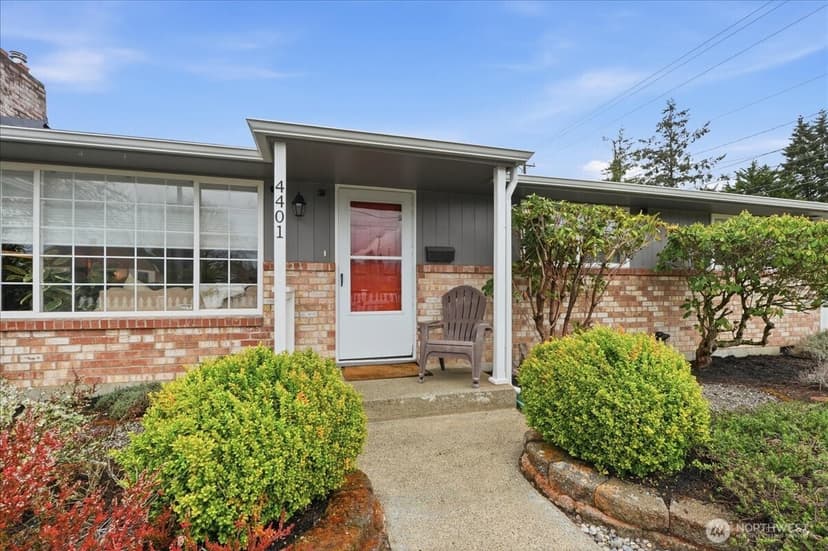 Property photo for 4401 N 25th Street, Tacoma photo 2