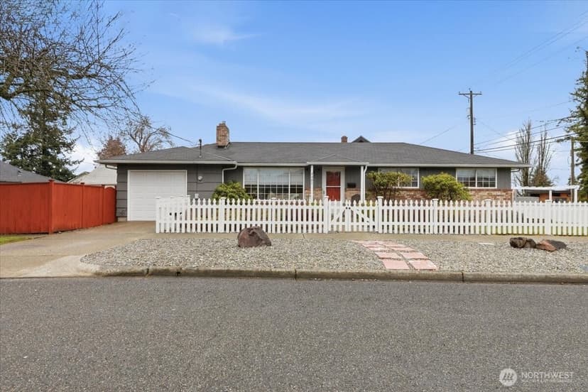 Property photo for 4401 N 25th Street, Tacoma photo 24