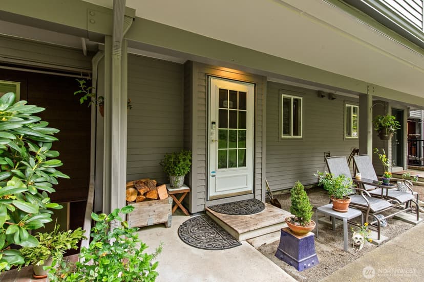 Property photo for 15809 Waynita Way NE #G204, Bothell photo 4