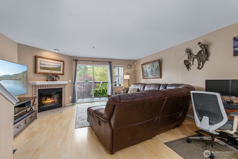 Property photo for 15809 Waynita Way NE #G204, Bothell photo 10