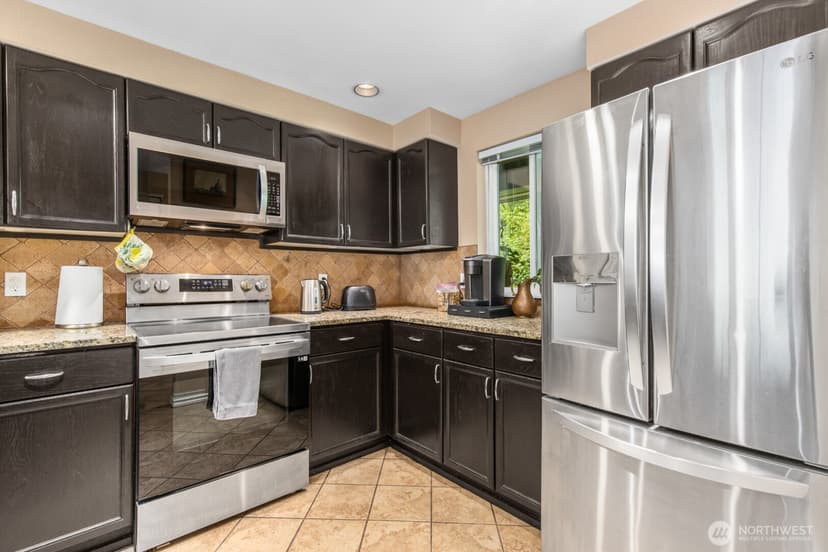 Property photo for 15809 Waynita Way NE #G204, Bothell photo 6