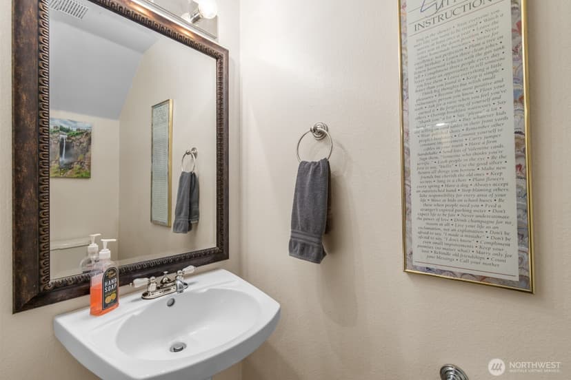 Property photo for 15809 Waynita Way NE #G204, Bothell photo 16