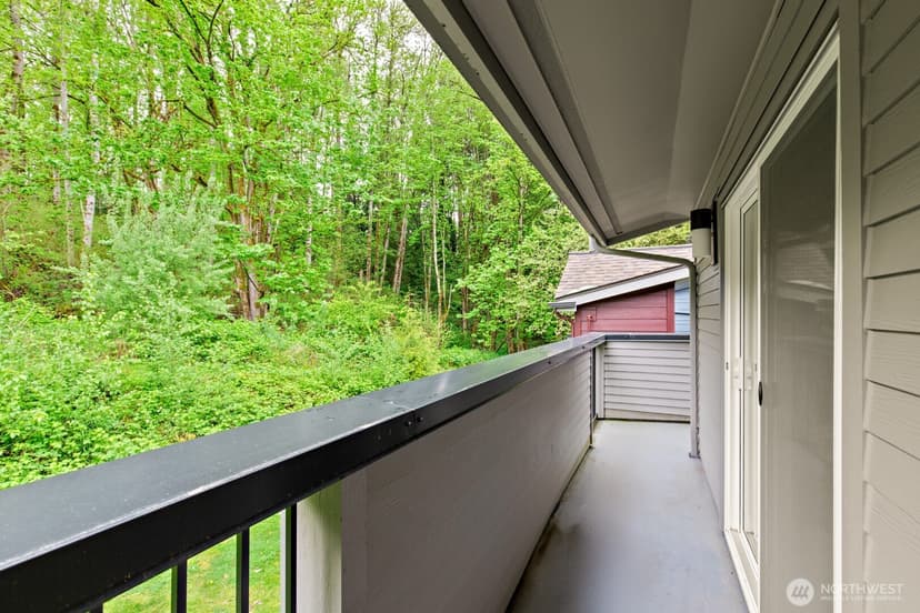Property photo for 15809 Waynita Way NE #G204, Bothell photo 23