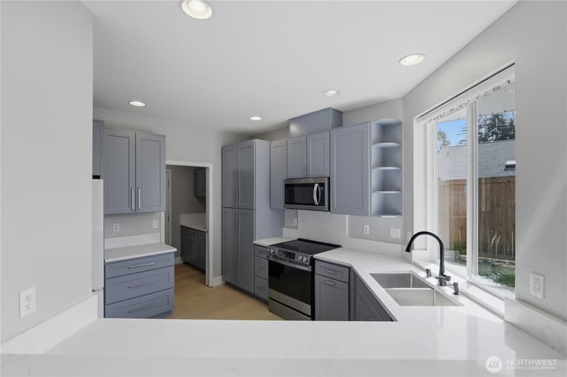 Property photo for 3814 69th Avenue W, University Place photo 19