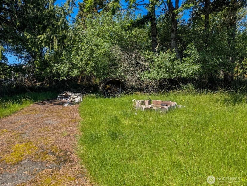 Property photo for 581 Dolphin Avenue NE, Ocean Shores photo 29
