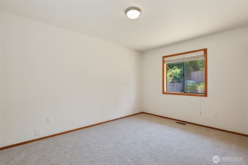 Property photo for 1826 Browns Point Boulevard, Tacoma photo 21