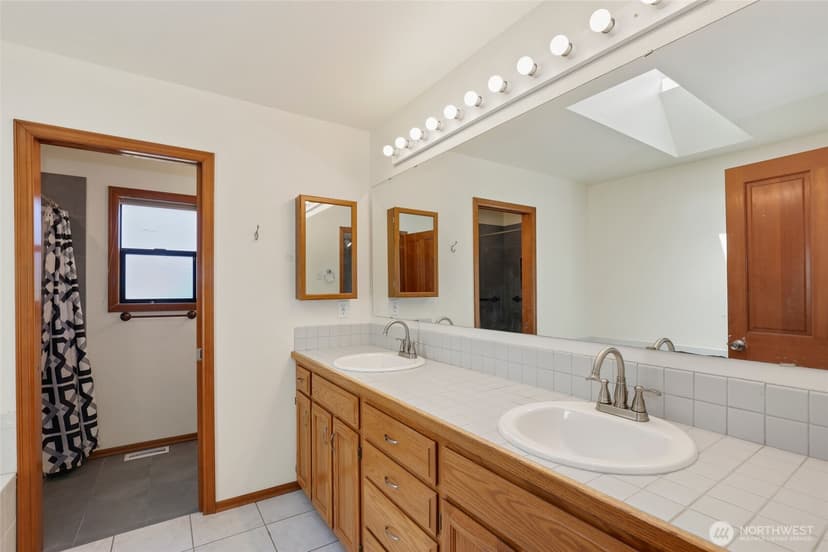 Property photo for 1826 Browns Point Boulevard, Tacoma photo 17