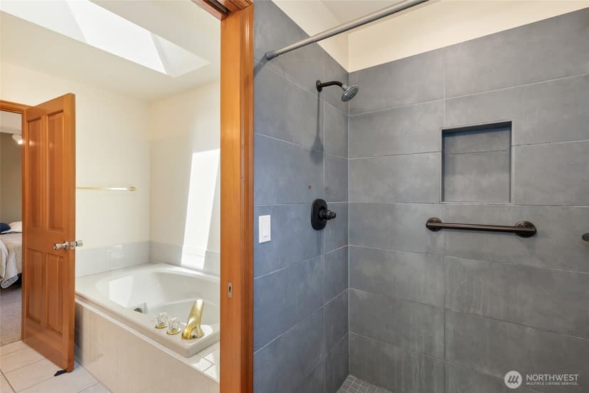 Property photo for 1826 Browns Point Boulevard, Tacoma photo 18