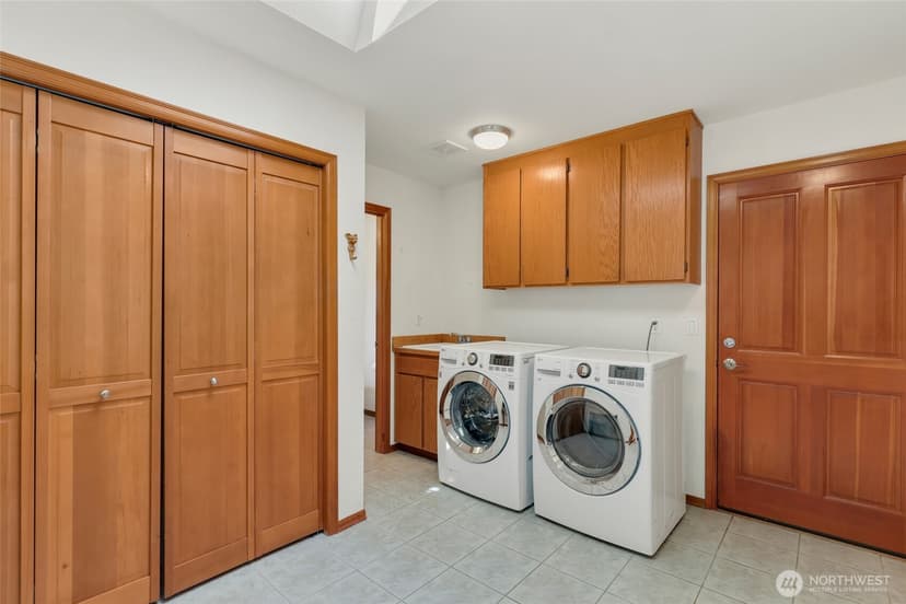 Property photo for 1826 Browns Point Boulevard, Tacoma photo 10