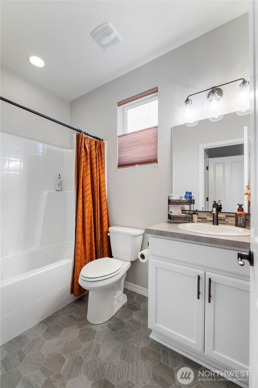 Property photo for 18102 151st St E, Bonney Lake photo 24
