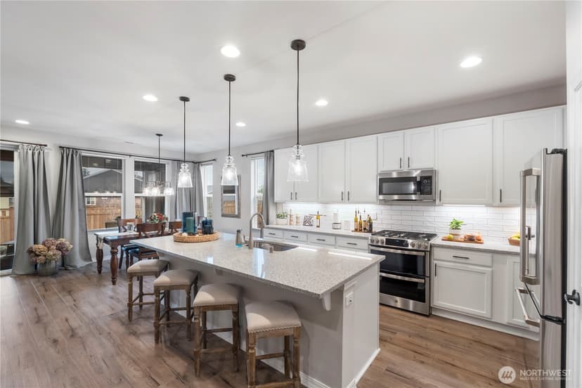 Property photo for 18102 151st St E, Bonney Lake photo 8