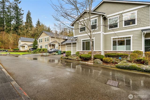 Property photo for 5300 Glenwood Avenue #R1, Everett photo 2