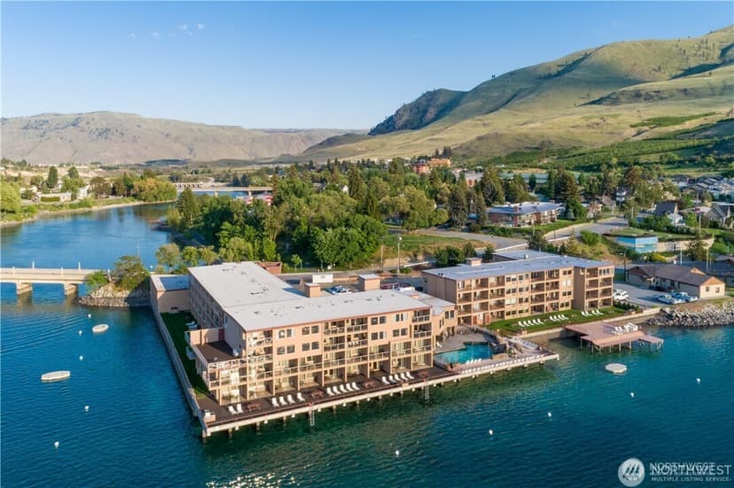 Property photo for 322 W Woodin Avenue #514, Chelan photo 2