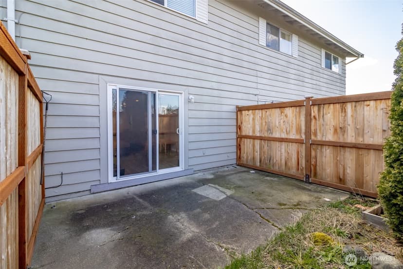 Property photo for 12416 SE 272nd ## C, Kent photo 24