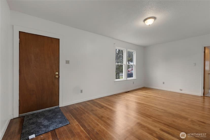 Property photo for 3702 S Gunnison Street, Tacoma photo 3