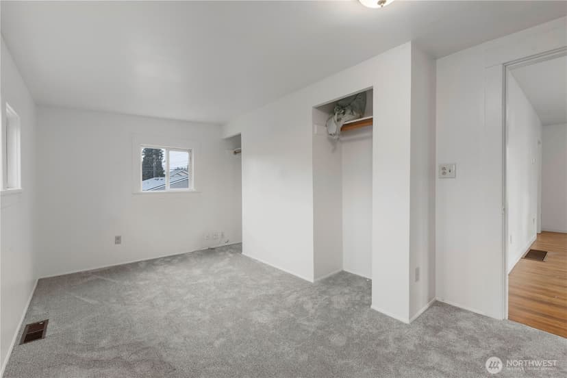 Property photo for 3702 S Gunnison Street, Tacoma photo 13