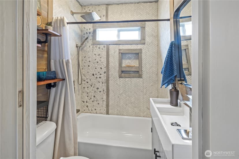 Property photo for 6822 S Lawrence Street, Tacoma photo 16